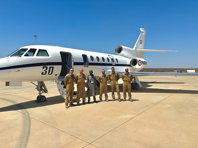 Sénégal : un Falcon de la Marine française pour renforcer la lutte contre la pêche illégale