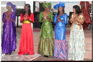Saidou Nourou Gaye et Walfadjiri donnent de la voix pour célébrer la femme mauritanienne [Video & Photoreportage]