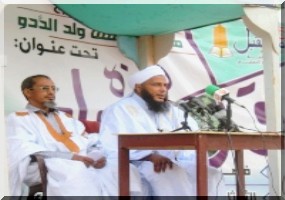 Ould Dedew et Ould Sidi Yahya condamnent l’incinération des livres islamiques. 