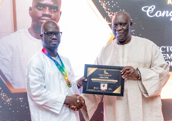 M. Abou Amadou Tidiane Athie, directeur général de Bimantecs et lauréat de la 4eme édition d’Africa Oustanding professional Award 2025