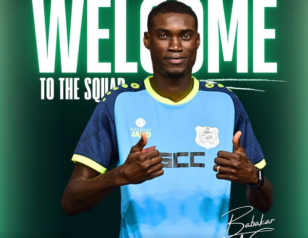 Difaâ Hassani El Jadidi (Maroc) : Babacar Niass signe et vise haut ! 