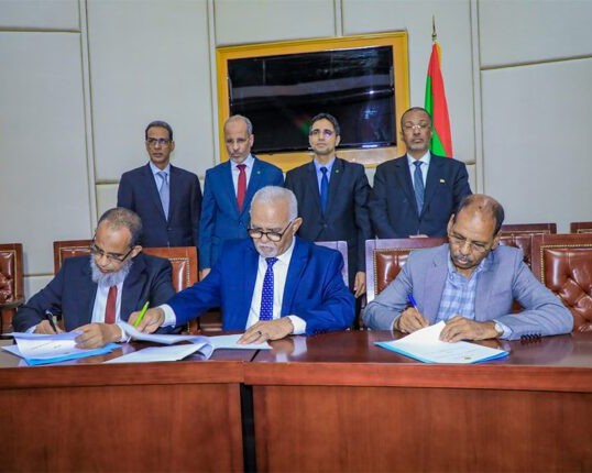 Des conventions en cascade, peu d’emplois concrets : la mise en scène continue