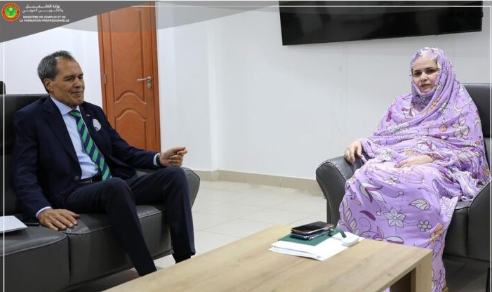 La ministre de l’Emploi reçoit en audience l’ambassadeur du Royaume du Maroc