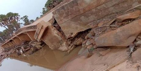 Effondrement du pont de Laharj reliant cette commune à Kiffa la capitale de l’Assaba 