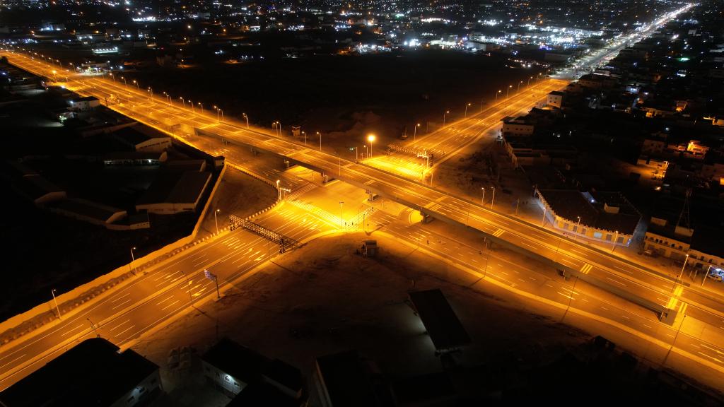 Mauritanie : un pont routier financé par la Chine contribue à l'amélioration de la mobilité dans la capitale
