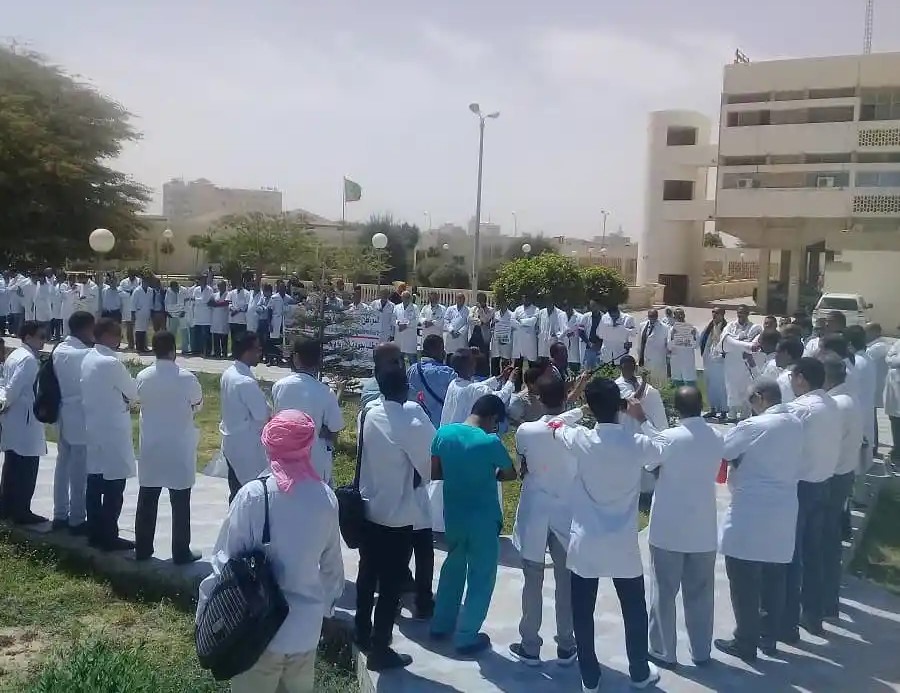 La tension monte : le Syndicat des médecins spécialistes menace d’escalade